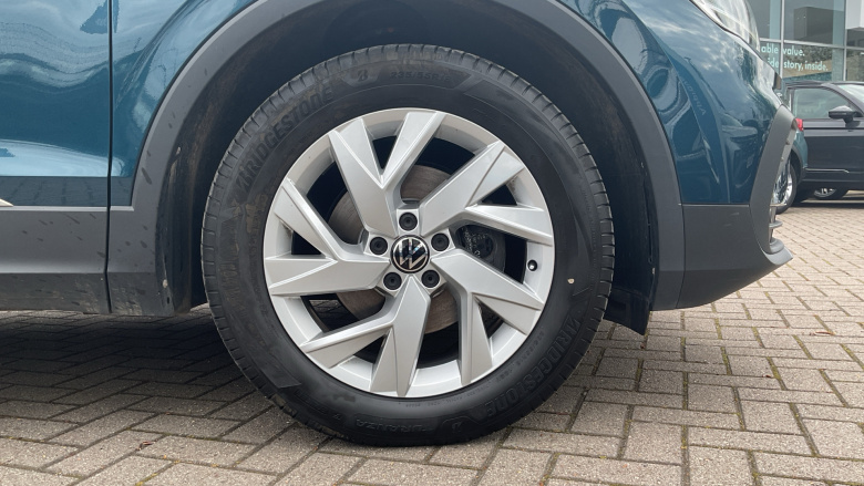 Volkswagen Tiguan 2.0 TDI Life 5dr DSG Diesel Estate